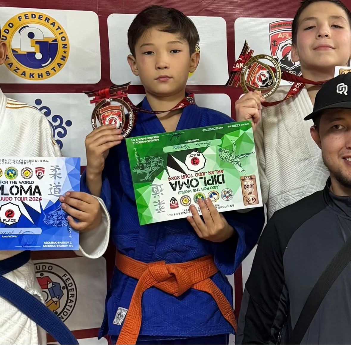 7 «Ә» сынып оқушысы Арқабек Нұрислам  жүлделі 🥉 орынды иеленді.